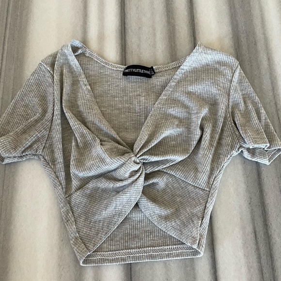 Grey Rib Knot Front Short Sleeve Crop Top US0 NEW - Picture 5 of 7